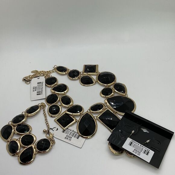 Traci Lynn Black and Gold Galore Statement Jewelry Set - Picture 3 of 6